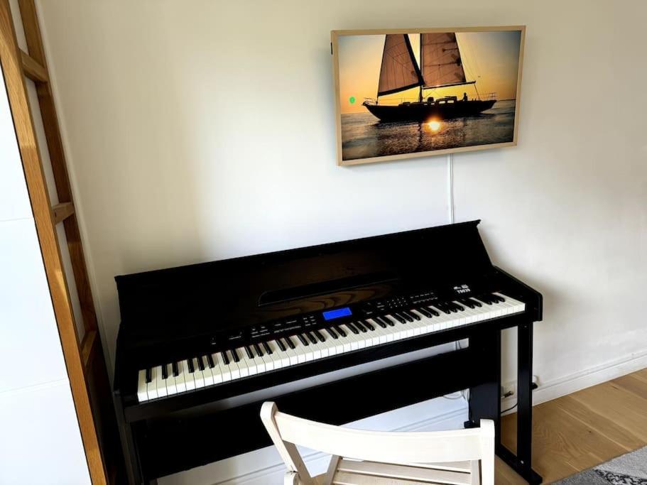 Superbe Appartement Avec Belle Vue Jardin Paris Bagian luar foto